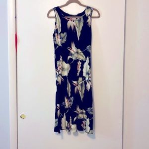 Hilo Hattie Hawaiian dress M